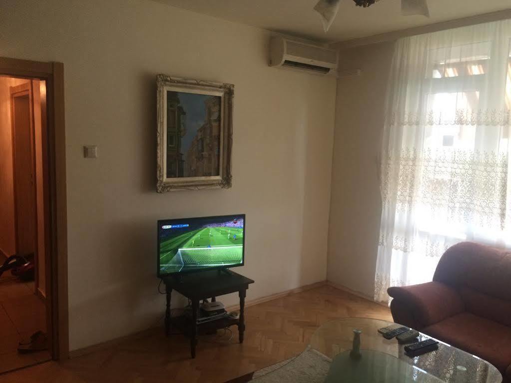 Apartment Marasha พลอฟดิฟ ภายนอก รูปภาพ